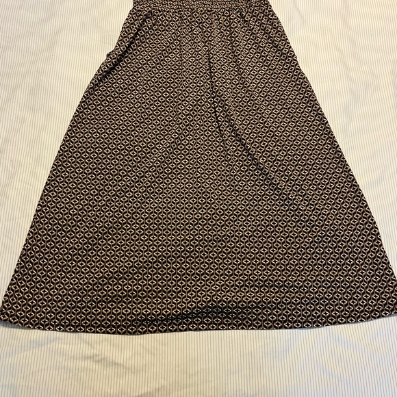 Espresso Black and White Geometric A-Line Skirt - Picture 3 of 4